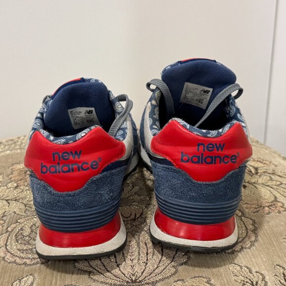 9.5 Paisley 574 blue suede.  Lightly used. - Picture 3 of 10